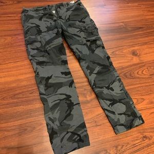 Men’s Levi’s Regular Taper Cargo 34x32